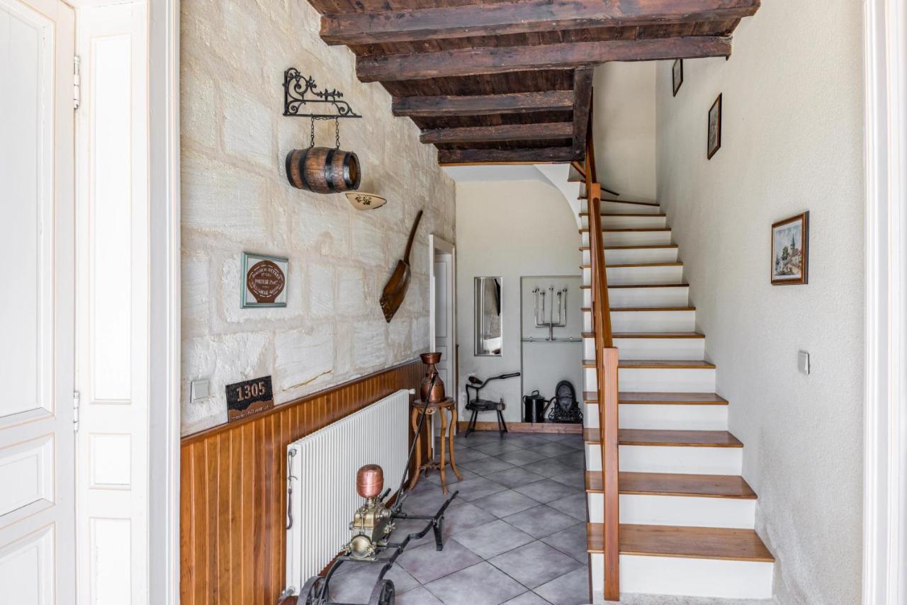 Domaine De Meyney Apartman Villegouge Kültér fotó
