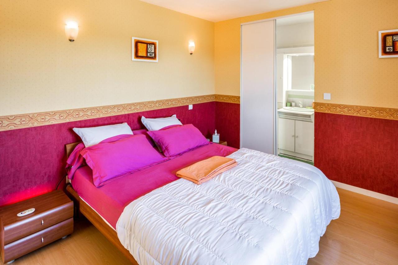 Domaine De Meyney Apartman Villegouge Kültér fotó